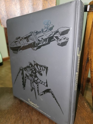 1997 STASHIP TROOPERS 81 Card Set BINDER ALBUM 2 Gold CHASE 2 Promo BN-010 +++ - Picture 4 of 6