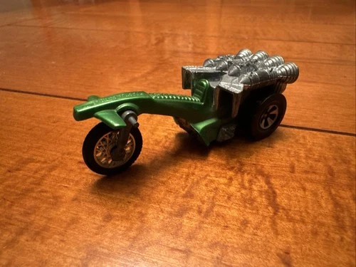 Vintage Hot Wheels RRRumblers Roamin' Candle Green 1972 Mexico Trike Motorcycle