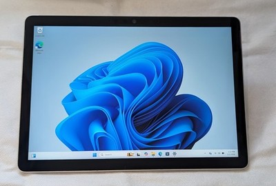 EXCELLENT CONDITITON  Microsoft Surface GO 3 WINDOWS 11 128GB i3 PENTIUM TABLET