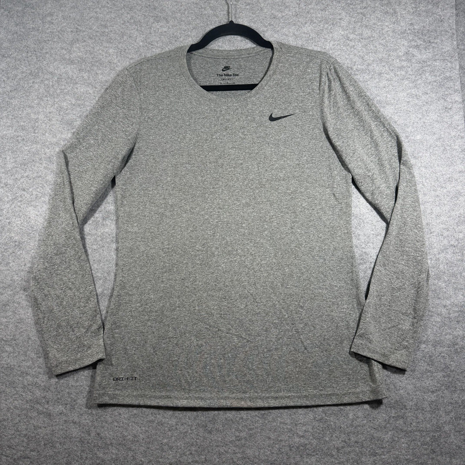 Nike Dri-FIT Shirt Womens M Gray Long Sleeve Running Training Workout Athletic