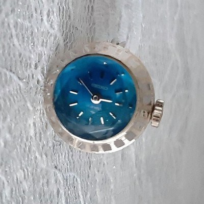 VIntage Seiko MN93 11-0290 Rare Manual-Winding Ring Womens Watch