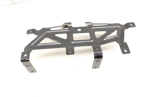 2020-2024 PORSCHE TAYCAN - Electric Motor High-Voltage Heater Exchanger Bracket - Picture 2 of 5