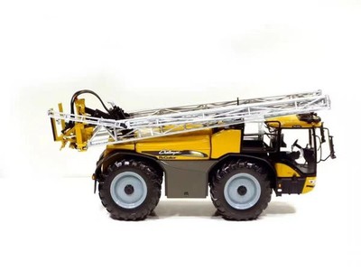 1/32 Challenger RoGator 655 Sprayer NORSCOT