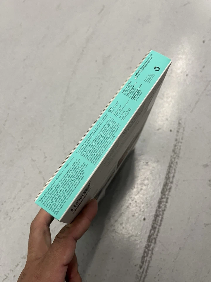 Logitech Slim Folio Keyboard Case for iPad 10th Gen & A16 (920-011368) NEW - Image 3 of 4