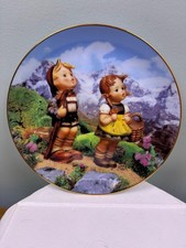 MJ Hummel Little Companions Little Explorers Plate M7394 1990 Danbury Mint