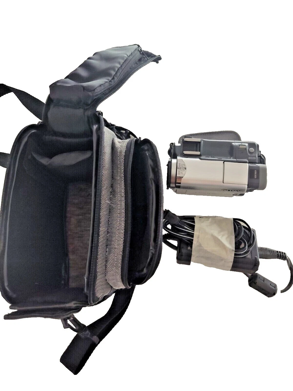 Sony Handycam MiniDV High Definition 10-19x Camcorders