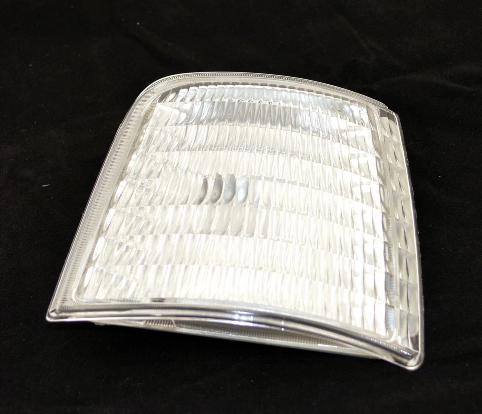 LENTE LUZ SEÑAL ESTACIONAMIENTO ESQUINA PASAJERO DERECHA PARA FORD F150 250 350 BRONCO 92-96 Foto 2 de 3