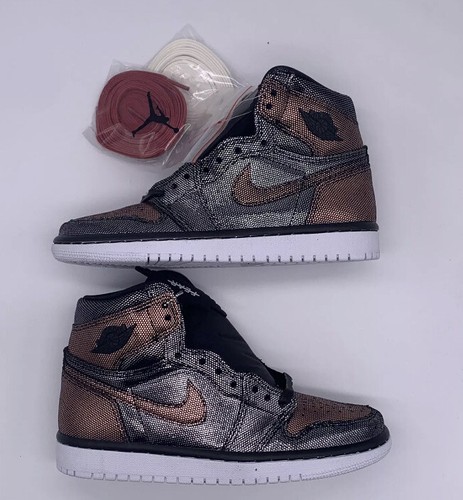 Air Jordan 1 Retro High OG Fearless 