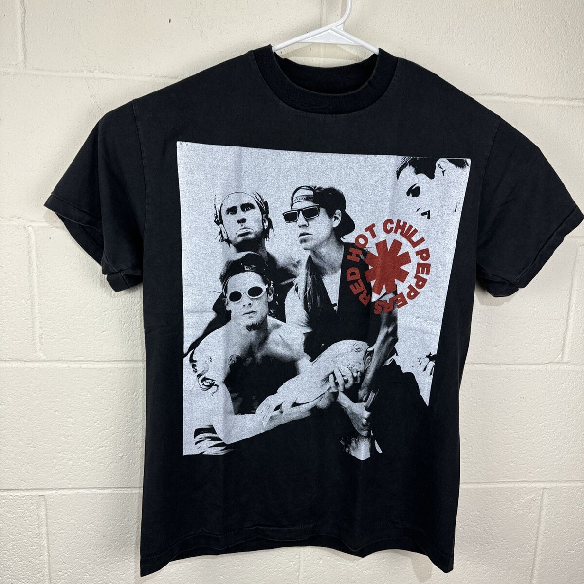 Red Hot Chili Peppers T-shirt Large Band Tee Modern REPRINT Red Hot Chili Peppers T-shirt Large Band Tee Modern REPRINT