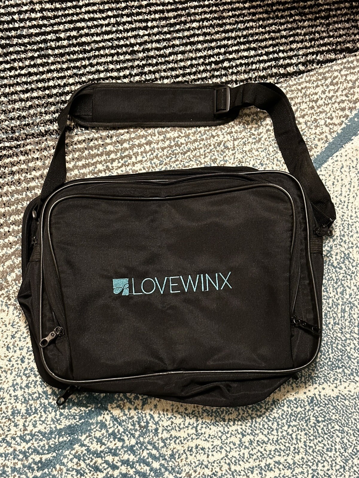 Stylish Durable Canvas Tote Bag for Everyday Use-image