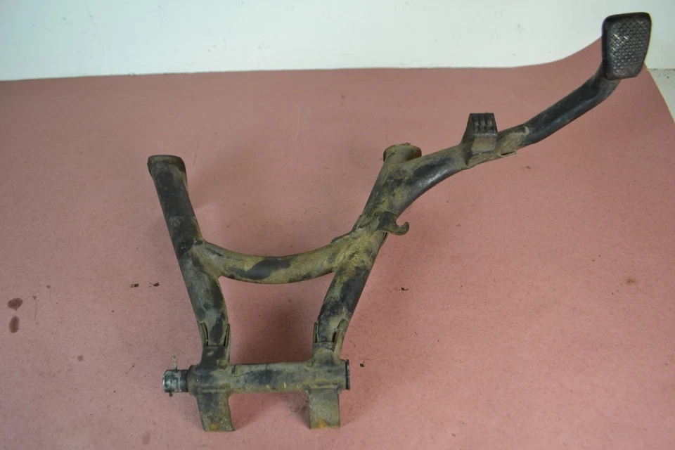 1984 - 1985 Honda V65 Sabre VF1100S главная центральная подставка - Изображение 2 из 3