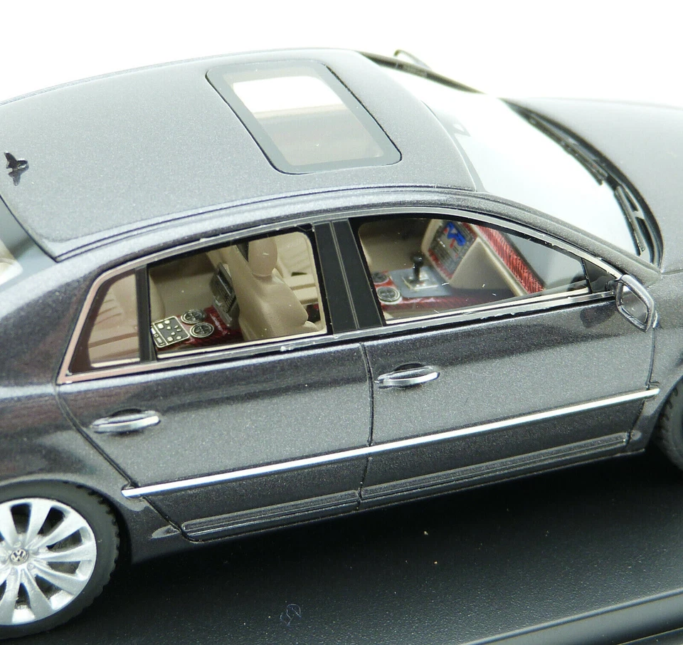 VW Phaeton 2011 GP3 Mokka Anthracite Looksmart 3D1099300C8Z 1:43 Volkswagen - Immagine 3 di 4