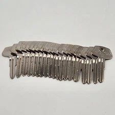 Toyota TR28 X37 Key Blank By Ilco Various Models 1969-75 New Uncut Lot of 20