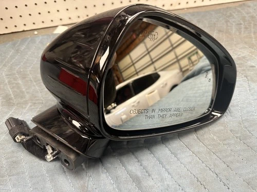 2018-2020 KIA STINGER RIGHT SIDE DOOR REAR VIEW MIRROR W/ CAMERA CHROME OEM