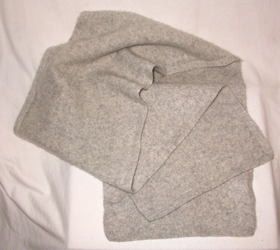 Bufanda TAHARI 100 % cachemir unisex extremos acanalados jaspeado gris claro fino lujo Foto 4 de 4