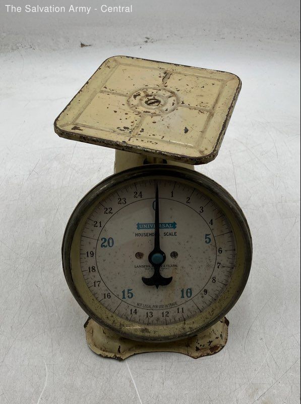 Landers Frary & Clark Universal Household Kitchen Weight Scale