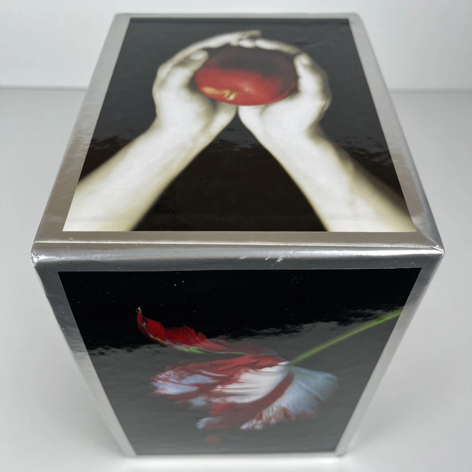 Twilight Saga: 4 Book Box Set Hardcover 1st (First) Edition by Stephenie Meyer - Image 3 of 4