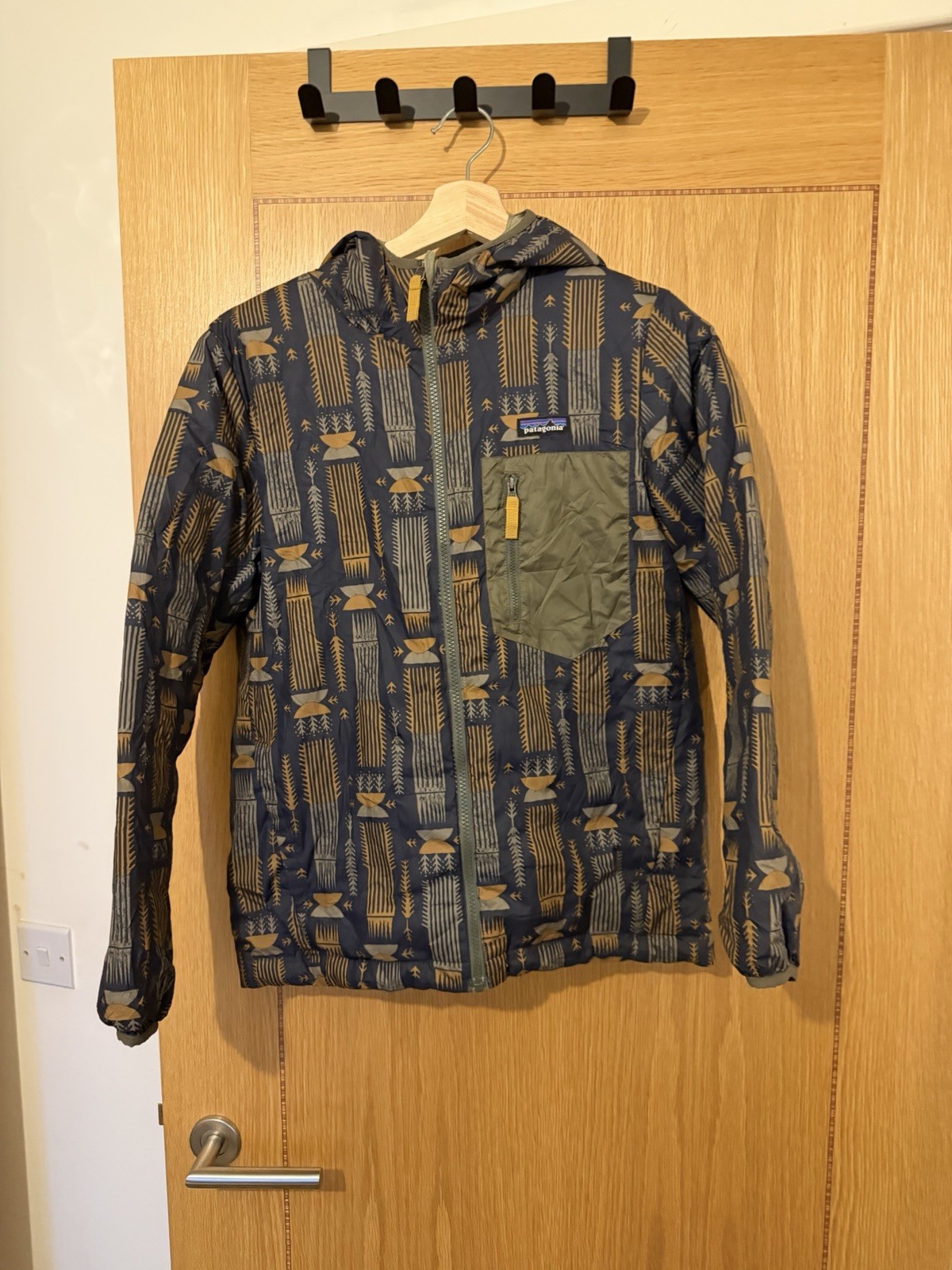 Patagonia Kids Reversible Jacket Large Green – Hole Shown Needs Freshen Up