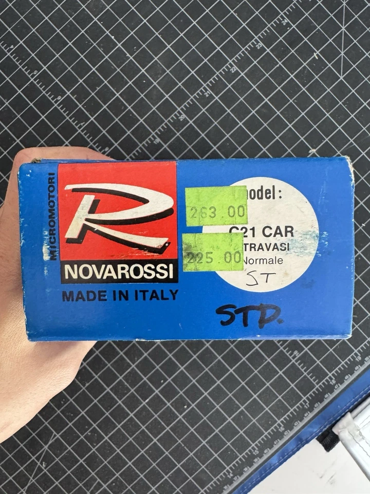 Novarossi C21 CAR Travasi Normale Standard 3.5cc Vintage 2-Stroke Engine Used - Image 3 of 3
