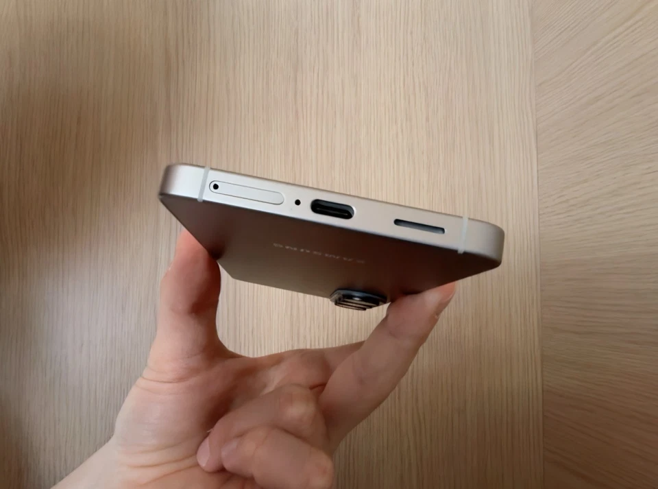 Samsung Galaxy S26 · 256GB, foto 4 di 5