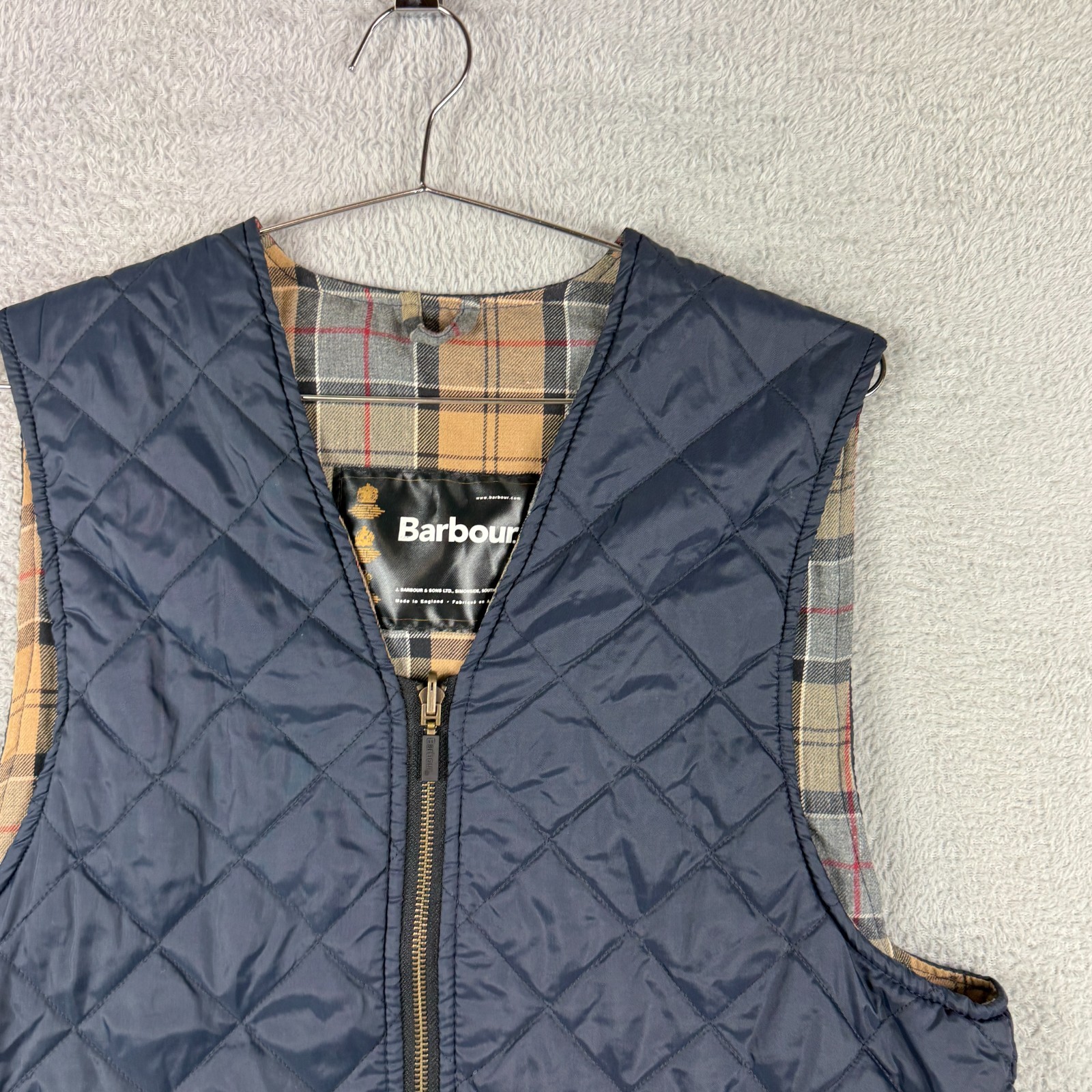 VTG Barbour Navy Tartan Lined England C42 / Medium Quilted Gilet Vest Bodywarmer image 2