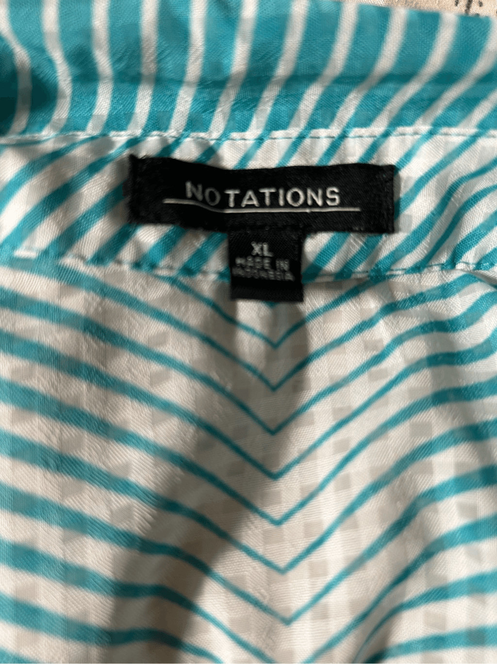 Notations Extra Large (XL) Sleeveless Button Hot … - image 3