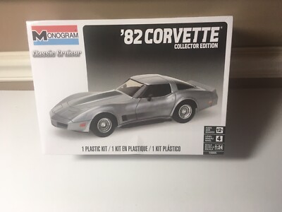 Monogram 82 Corvette Collector Edition 1/4 Scale Model Kit.