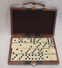 VINTAGE 28 PIECE DOUBLE 6 DOMINOES BRASS SPINNERS BROWN VINYL CASE TRAVEL SET