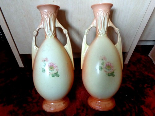 * PAIR VICTORIAN Warm Ivory Blush Pink flora 9.75" VASES 1 A/F - FREE UK POST - Picture 7 of 11