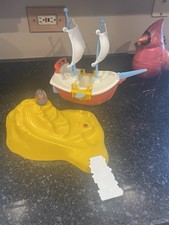 VTG Hasbro Weeble Wobble Treasure Island Pirate Ship Sail Figure Plank Pier 1975