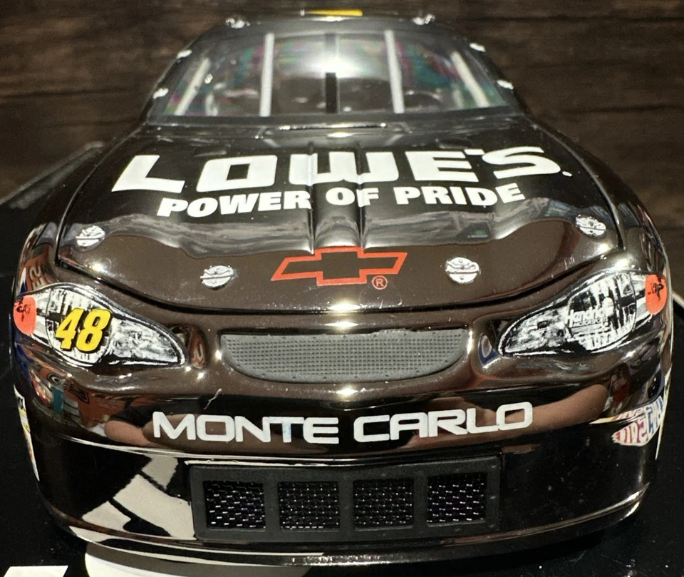 2002 JIMMIE JOHNSON LOWE'S POWER OF ORGULHOS ROOKIE DARK CHROME CALIBRE 1/24 TEAM - Imagem 3 de 4