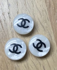 Chanel Vintage 12mm Pearl White Marbled Shank Buttons 3pc Set 1/2”