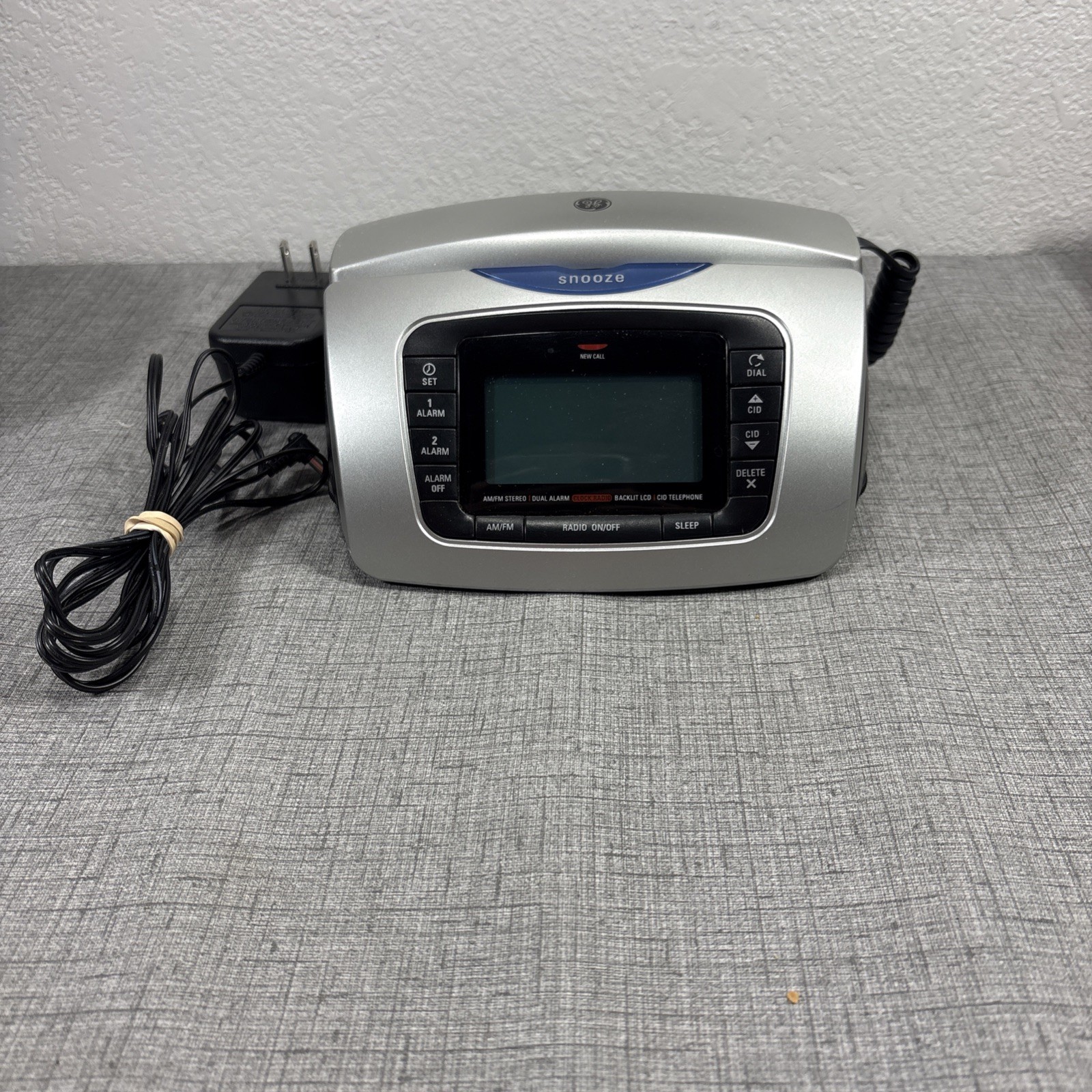 GE 29297GE3-A Clock Radio Telephone AM/FM Dual Alarm CID Backlit LCD TESTED