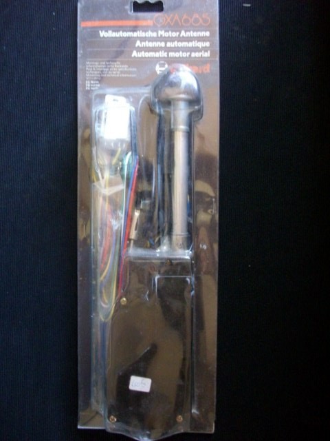 Antenne auto vintage électrique pour youngtimer et roadster de collection