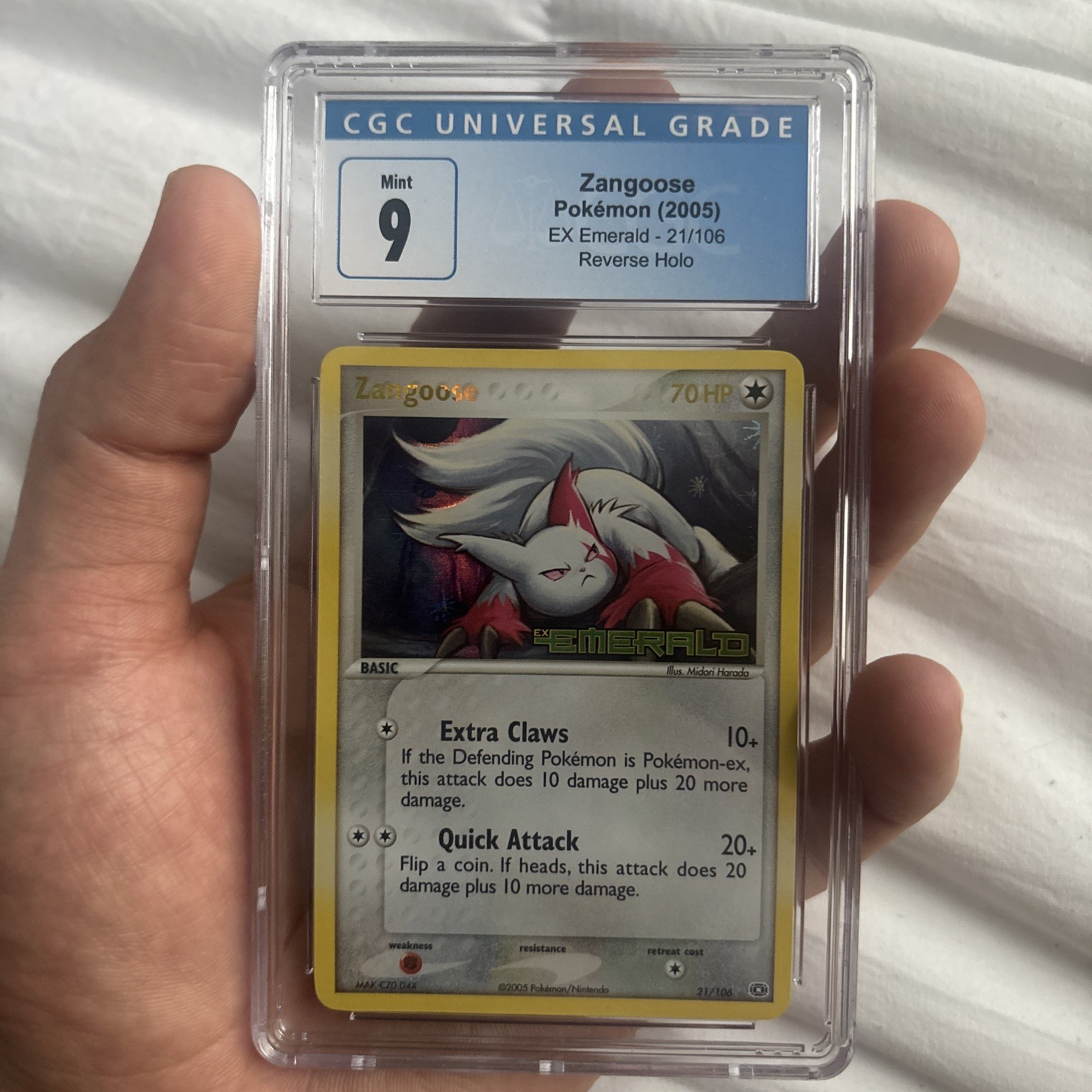 2005 Pokemon EX Emerald Zangoose Reverse Foil 21/106 CGC 9 Mint
