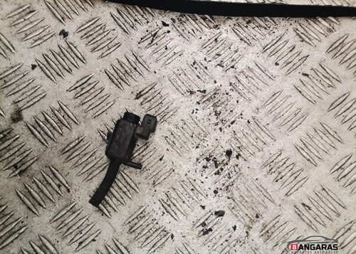 Audi A6 S6 C5 4B 2001 Diesel 110kW Turbolader Druckwandler Magnetventil 72224010