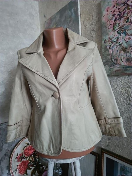 Women Reclaimed Vintage Jacket Ivory Leather 36