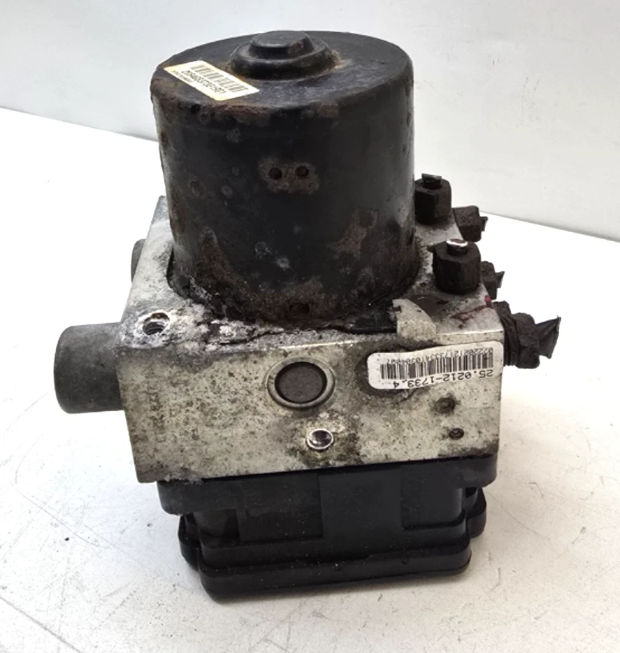 Ford Expedition Lincoln Navigator 2011 ABS Brake Pump Module BL14-2C405-AB OEM - Image 2 of 4