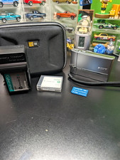 Sony Cyber-shot DSC-T50 7.2MP 3x Touchscreen IS Silver w/ Battery Charger Case
