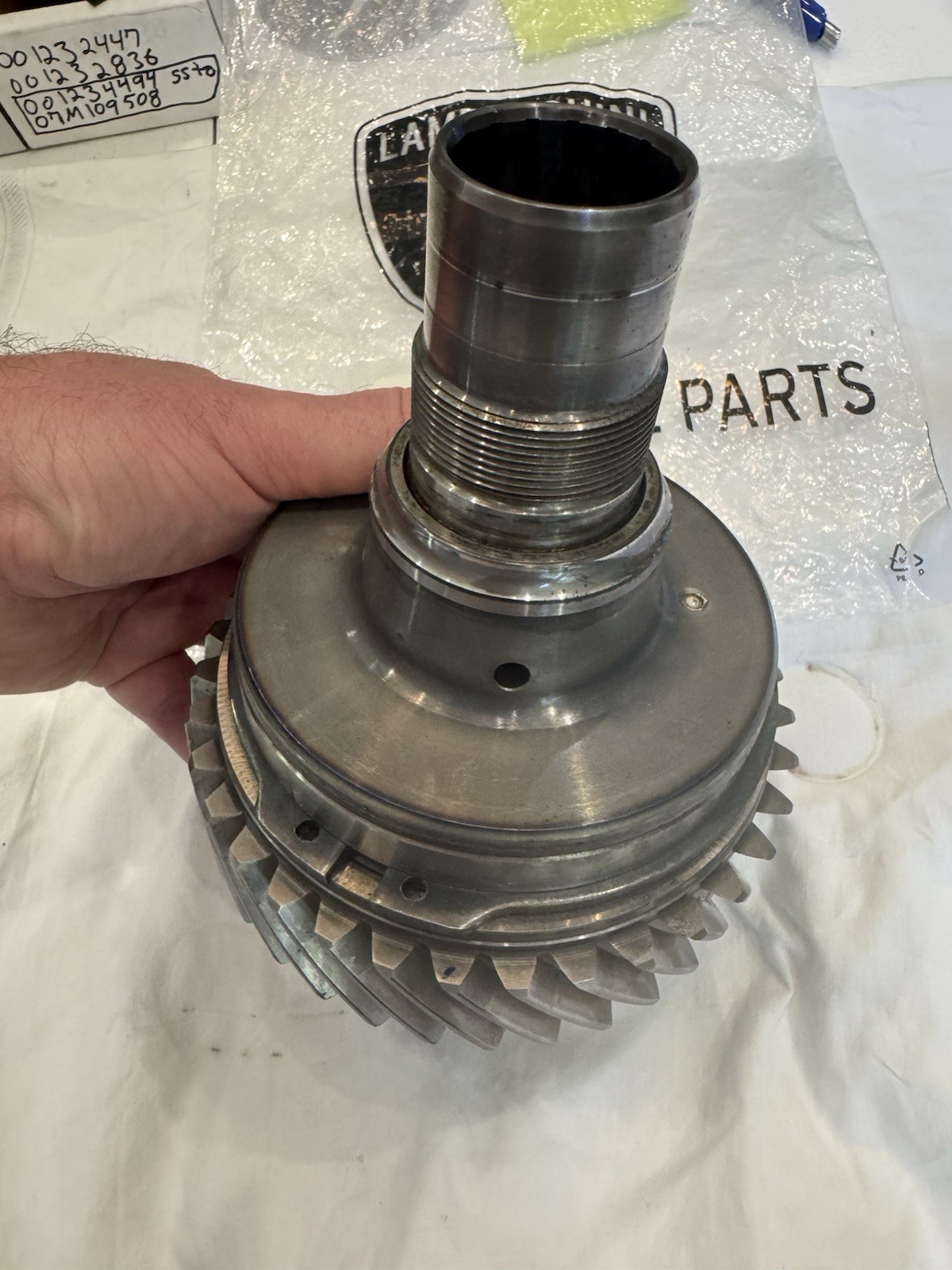 Lamborghini Diablo Viscous Coupling OEM  P# 0024002052  Transmission 401000 35 