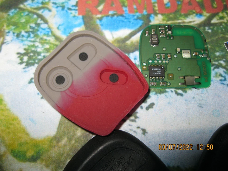 Bonito mando a distancia transmisor limpio 100 % OEM 91-99 Saturn 16207901 SC SL SW1 SW2 Foto 4 de 4