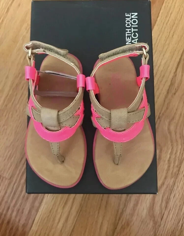 Kenneth Cole Sand And Hot Pink LOOK B4 U KEEP 2 QT Sandals - Image 3 of 4