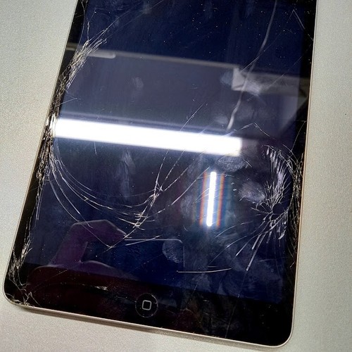 Apple iPad Mini 2 (A1489) - Working, Cracked Screen, Used, No Box, 16GB, Wi-Fi - Afbeelding 2 van 8