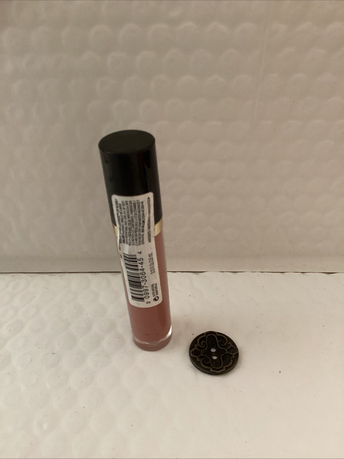 Revlon Super Lustrous Lip Gloss in Super Natural #215 0.13 fl oz-image