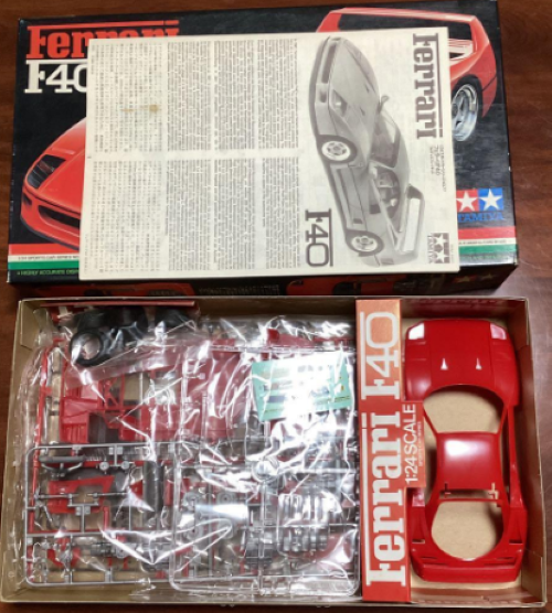 Tamiya Ferrari F40 & Testarossa プラモデルセット TAMIYA Ferrari F40 Testarossa 1/24 Plastic model 2sets From