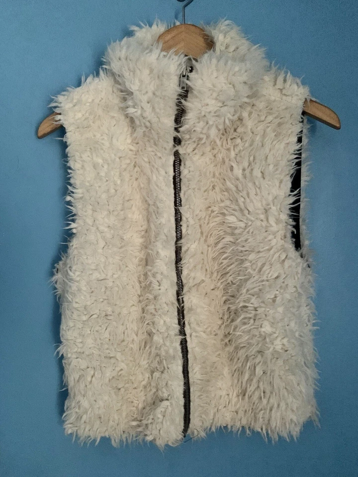 Chaleco de peluche C&C California crema peludo de piel sintética talla S Foto 2 de 4