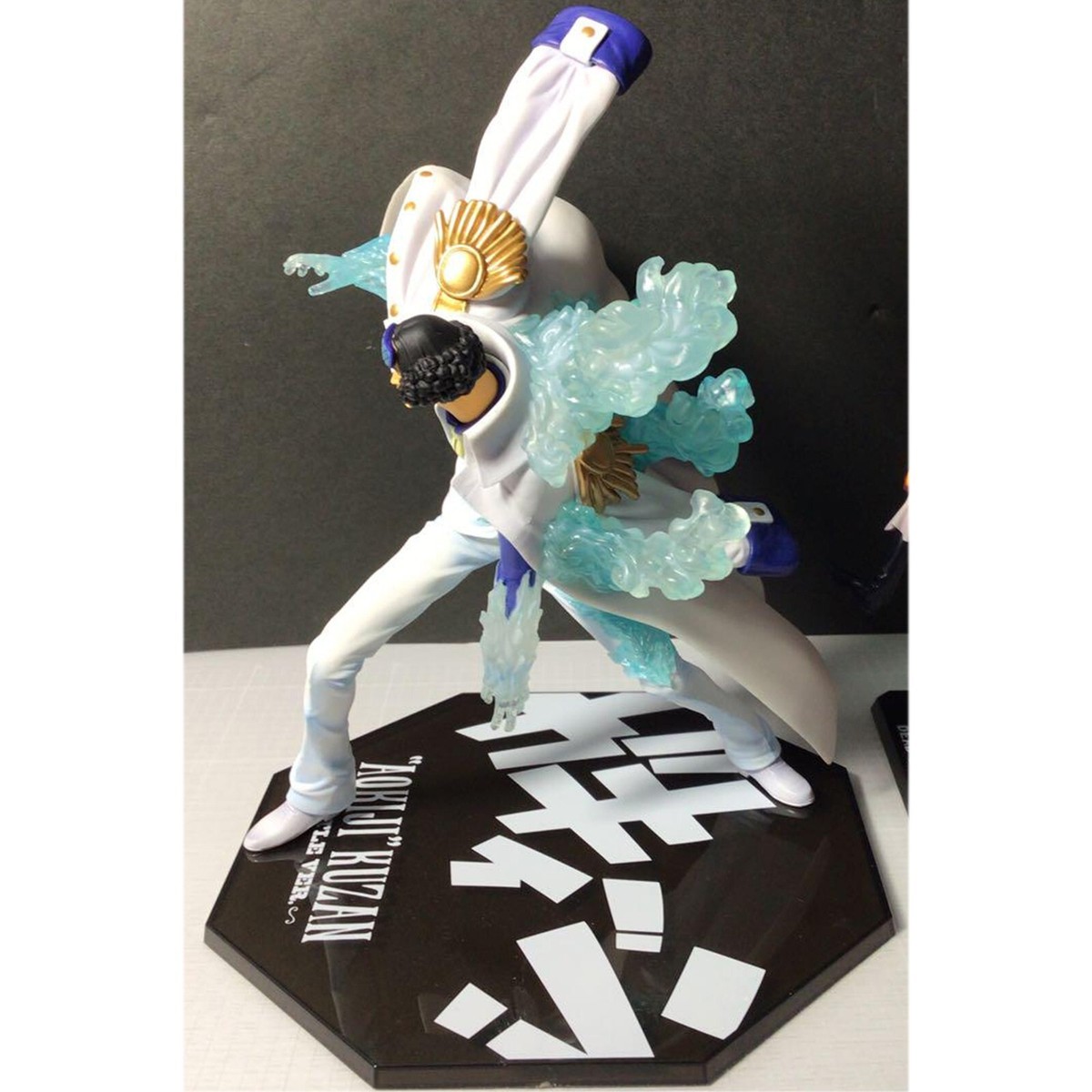Figuarts ZERO ONE PIECE THE THREE ADMIRALS KUZAN AOKIJI Figure