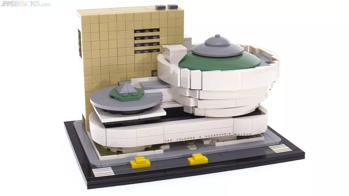 LEGO ARCHITECTURE: Solomon R. Guggenheim Museum (21035) used