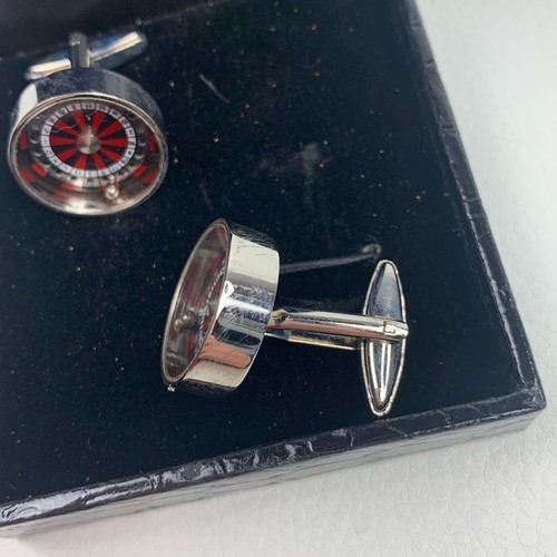 Gamble Roulette Red Silver Mens Cufflinks in gift box New in box - Picture 4 of 10