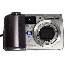 Olympus Digital Camera Camedia C-5500 5X Sport Zoom 5.1 MP 2" LCD Powers On